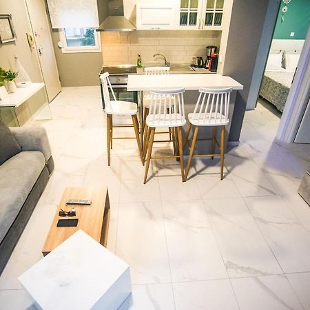 Diamond Lux Apartment Palaiontsiflikion Luaran gambar