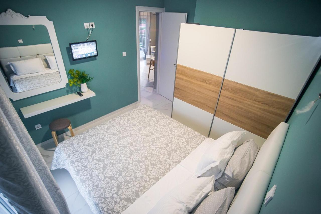 Diamond Lux Apartment Palaiontsiflikion Luaran gambar