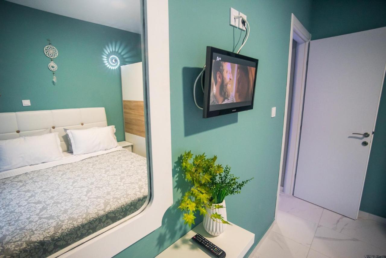 Diamond Lux Apartment Palaiontsiflikion Luaran gambar